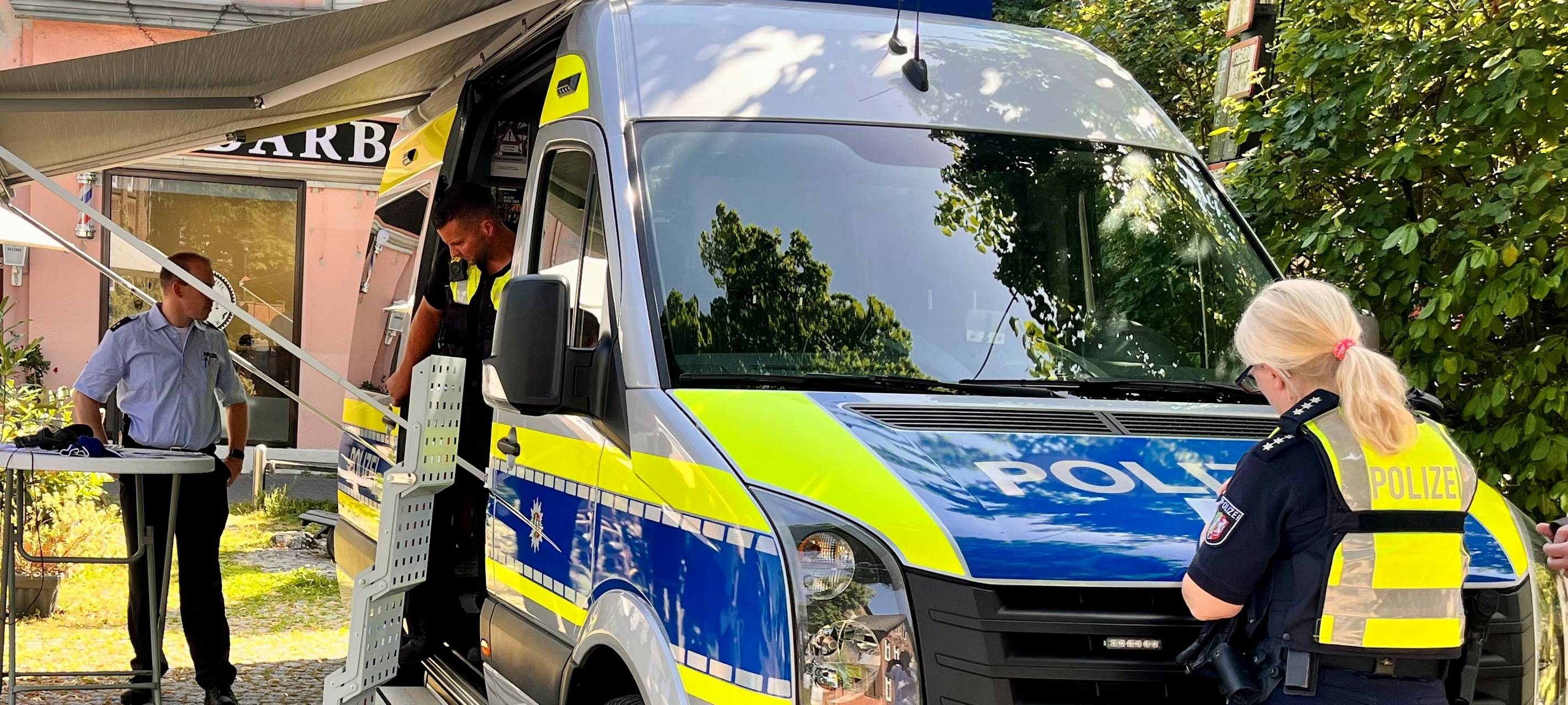 Polizei Essen mit neuer mobiler Wache