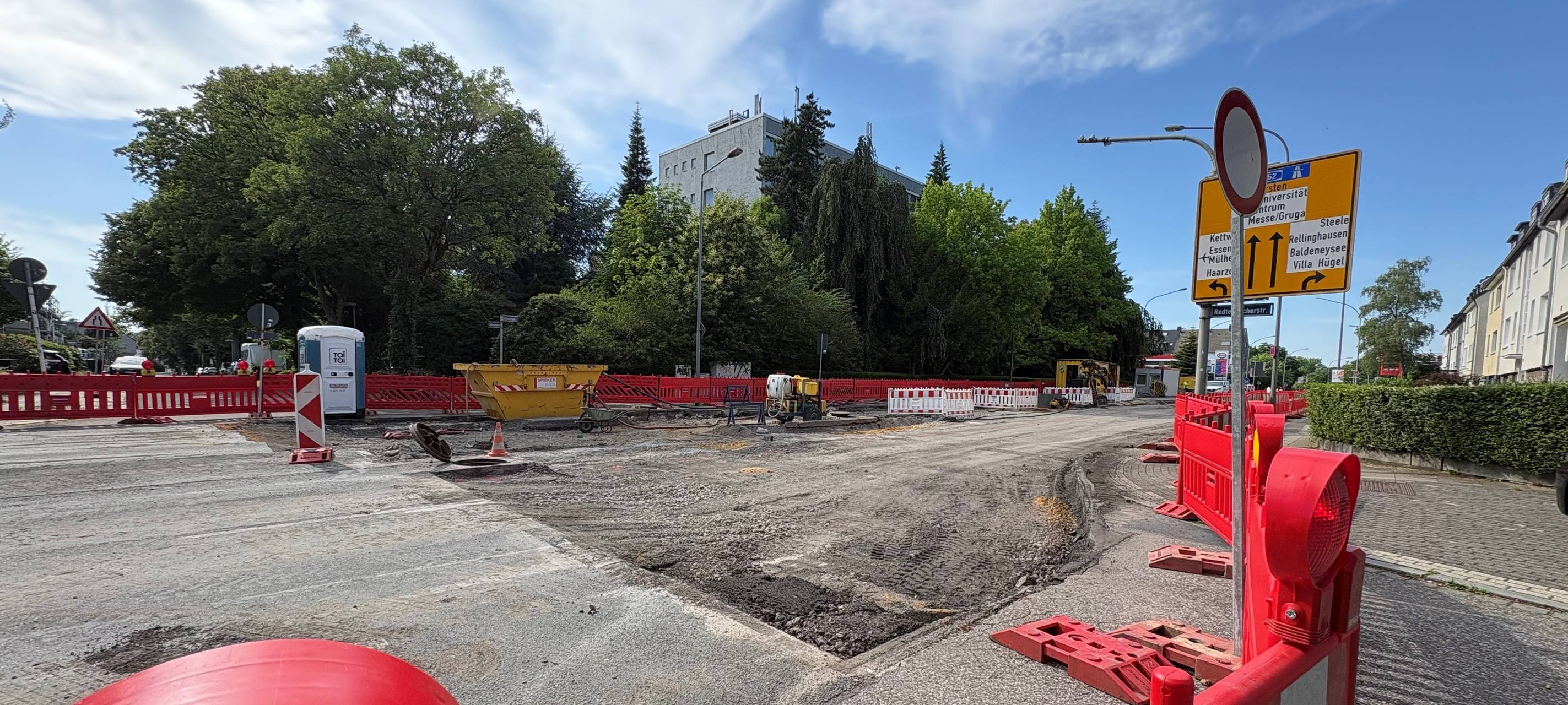 Frust bei Anwohnern in Essen wegen gesperrter Straße