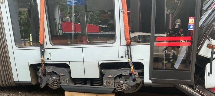 Vorbereitende Maßnahmen an der Bahn. Foto: Feuerwehr Essen