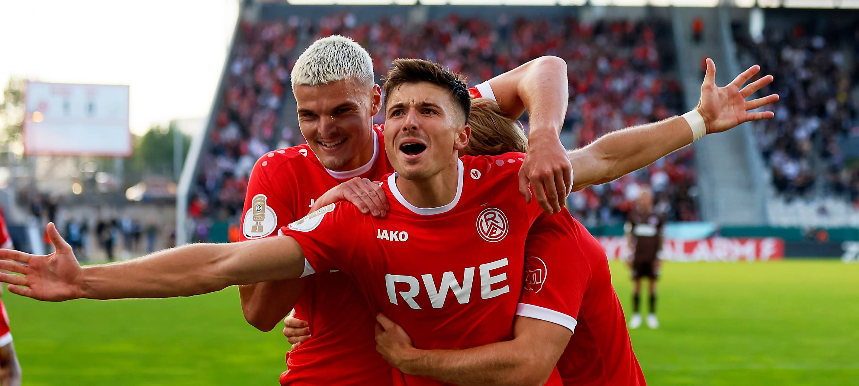 Rot-Weiss Essen schießt St. Pauli aus dem DFB-Pokal - Telalovic fand es krass