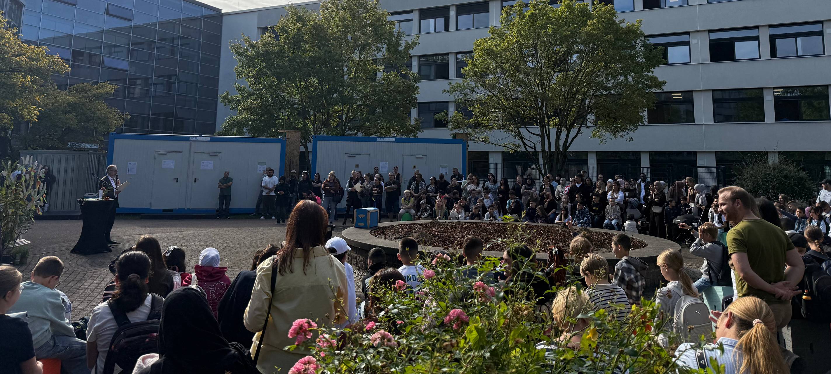 Neue Schule in Essen eröffnet - ohne eigenes Gebäude