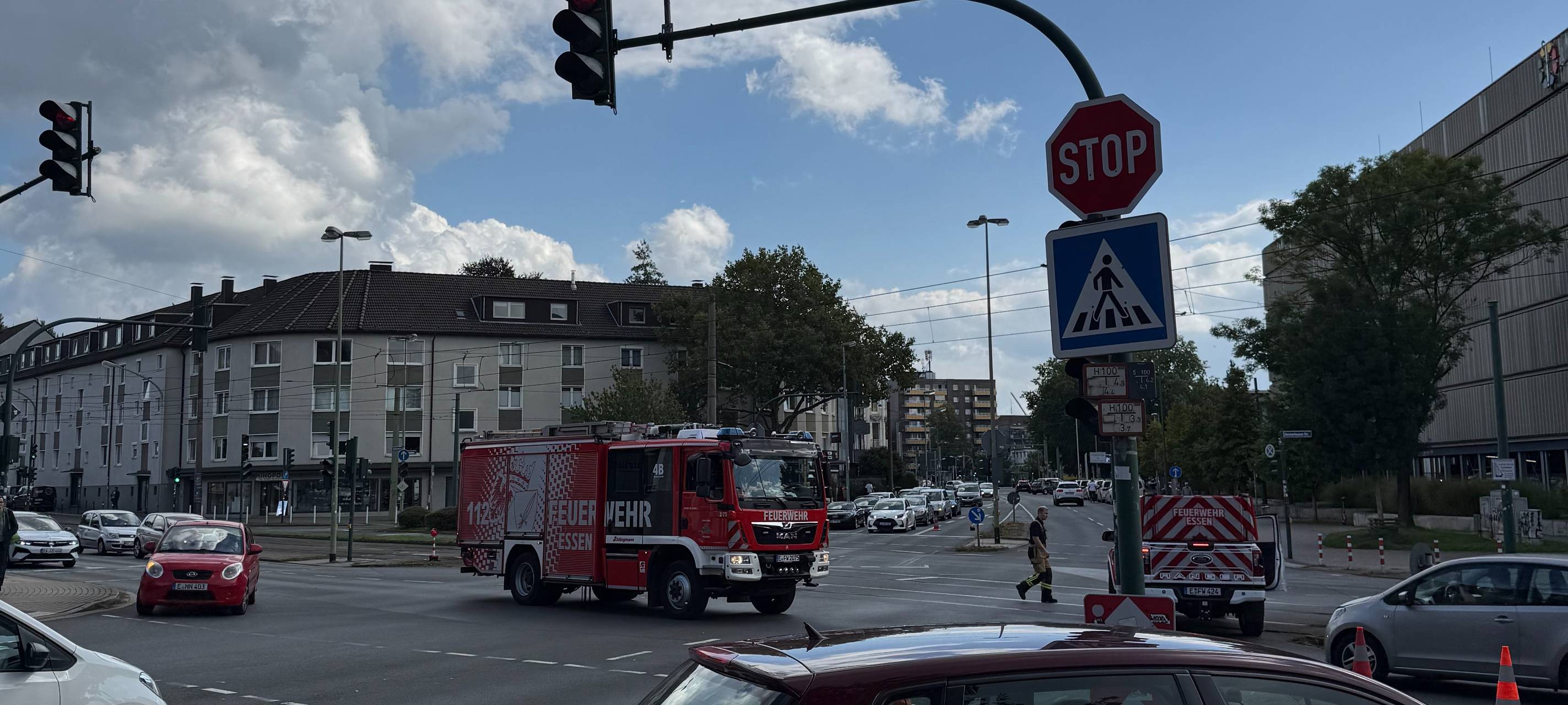 Gasleck in Essen - Feuerwehr evakuiert Anwohner