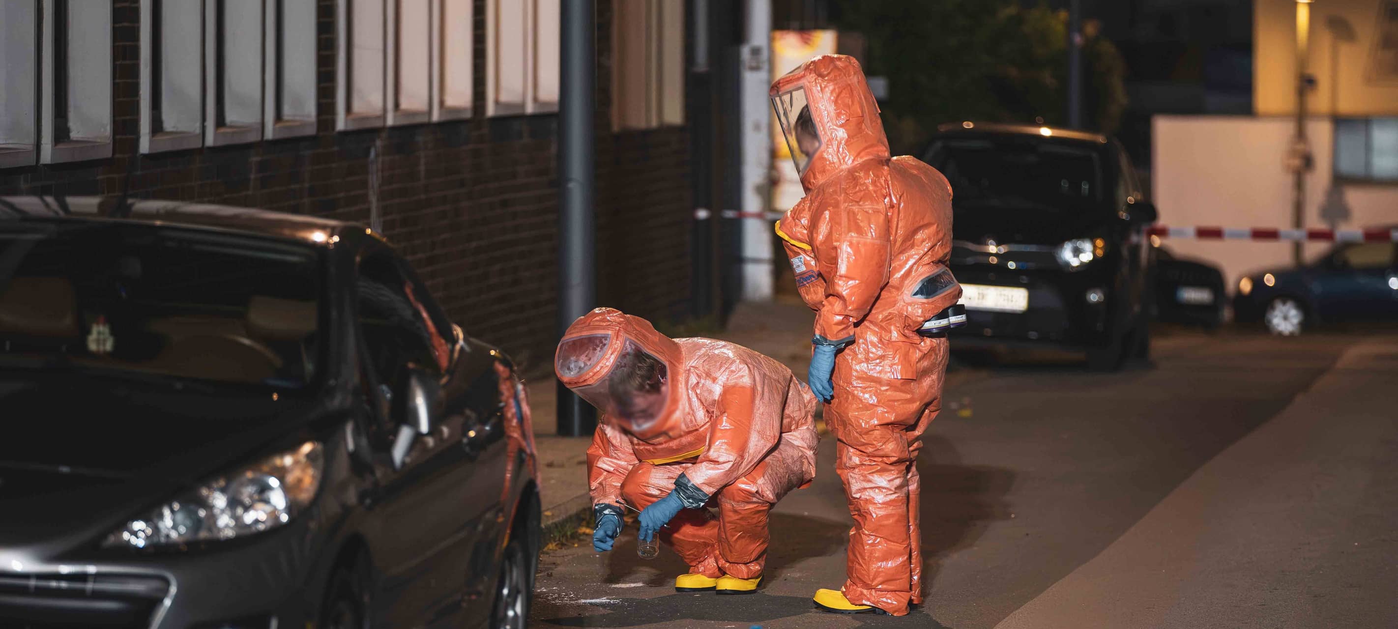 Menschen in Essen klagen über Atemnot - Feuerwehr untersucht Pulver