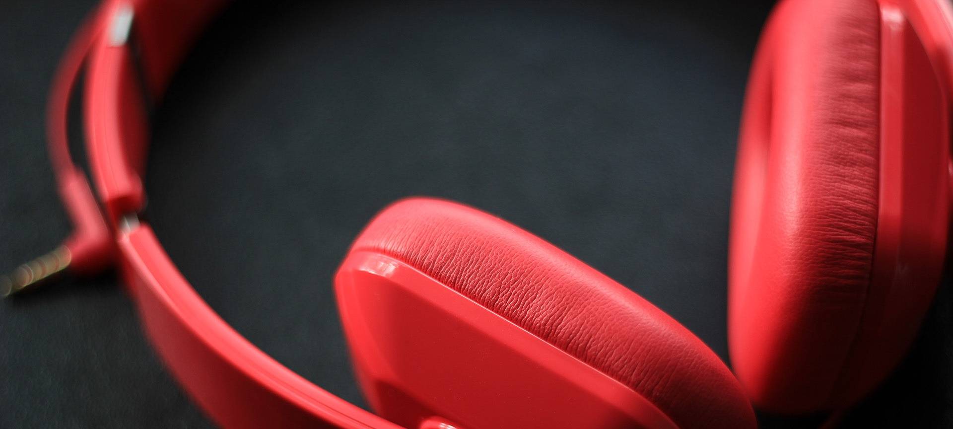 Rote Kopfhörer von Radio Essen