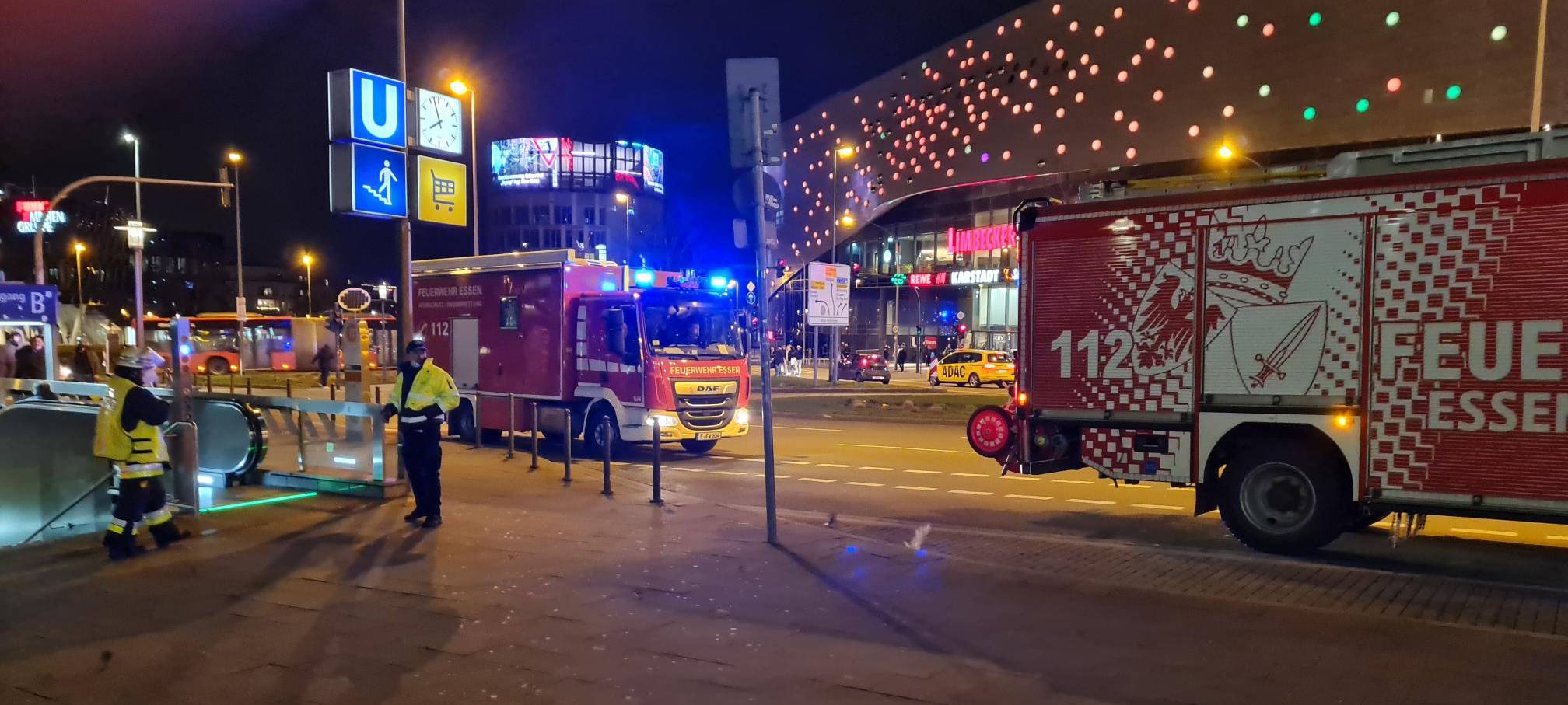 Feuerwehreinsatz in Essen: Rauchentwicklung in U-Bahn Station