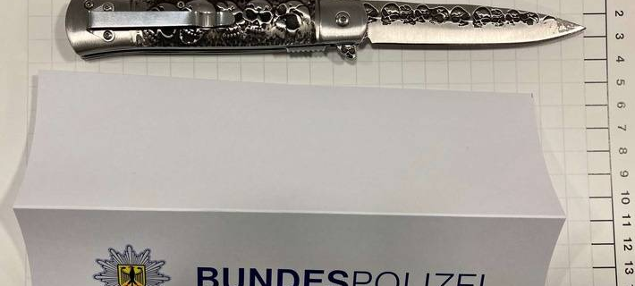 klappmesser-waffe-bundespolizei-radio-essen