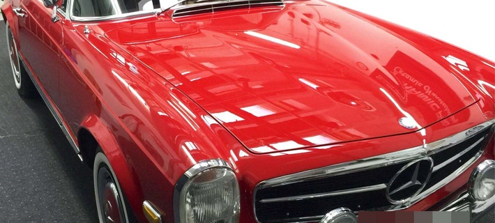 Roter Mercedes in Essen gestohlen polizei