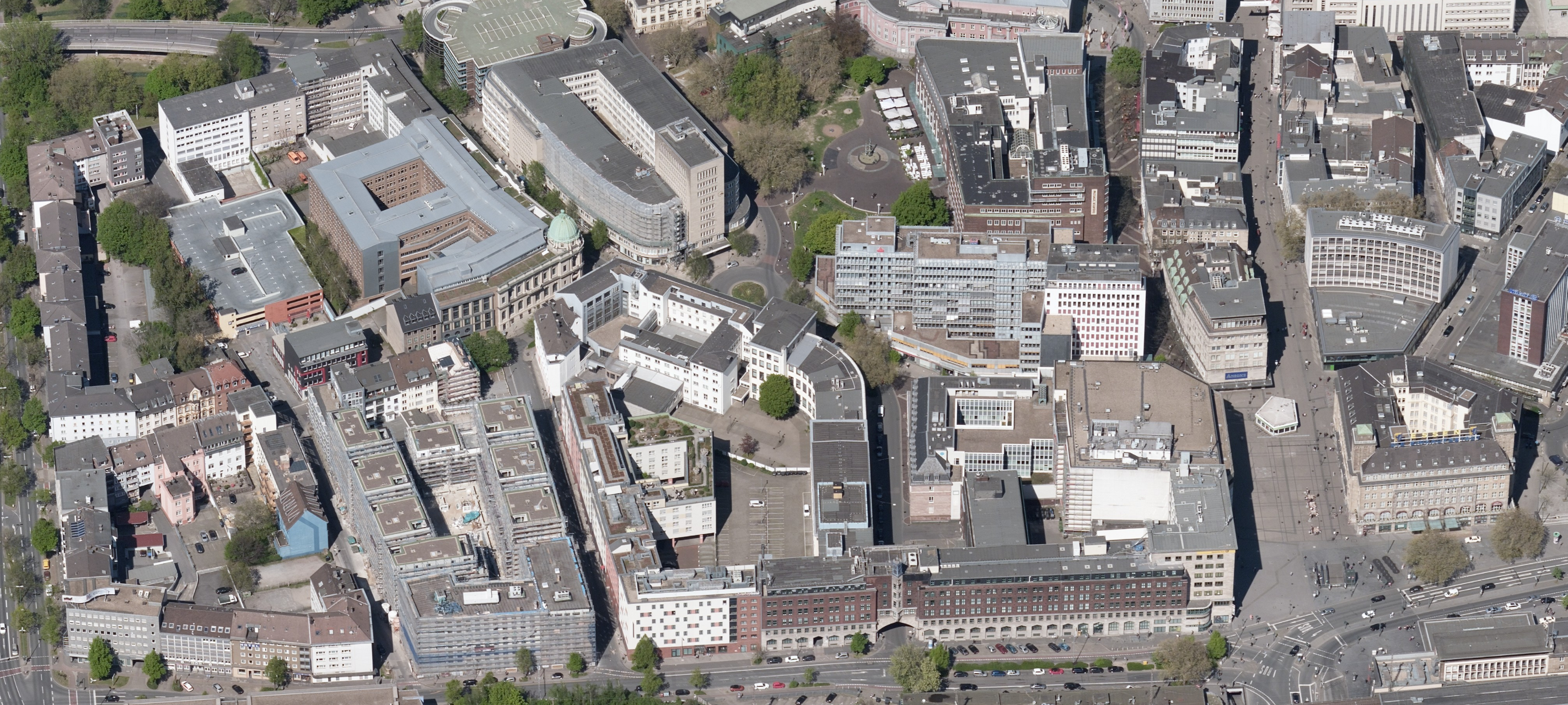 Die Lindenallee mit Radio Essen als 3D-Schrägluftbild.