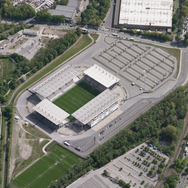 Das Stadion Essen im Luftbild des RVR