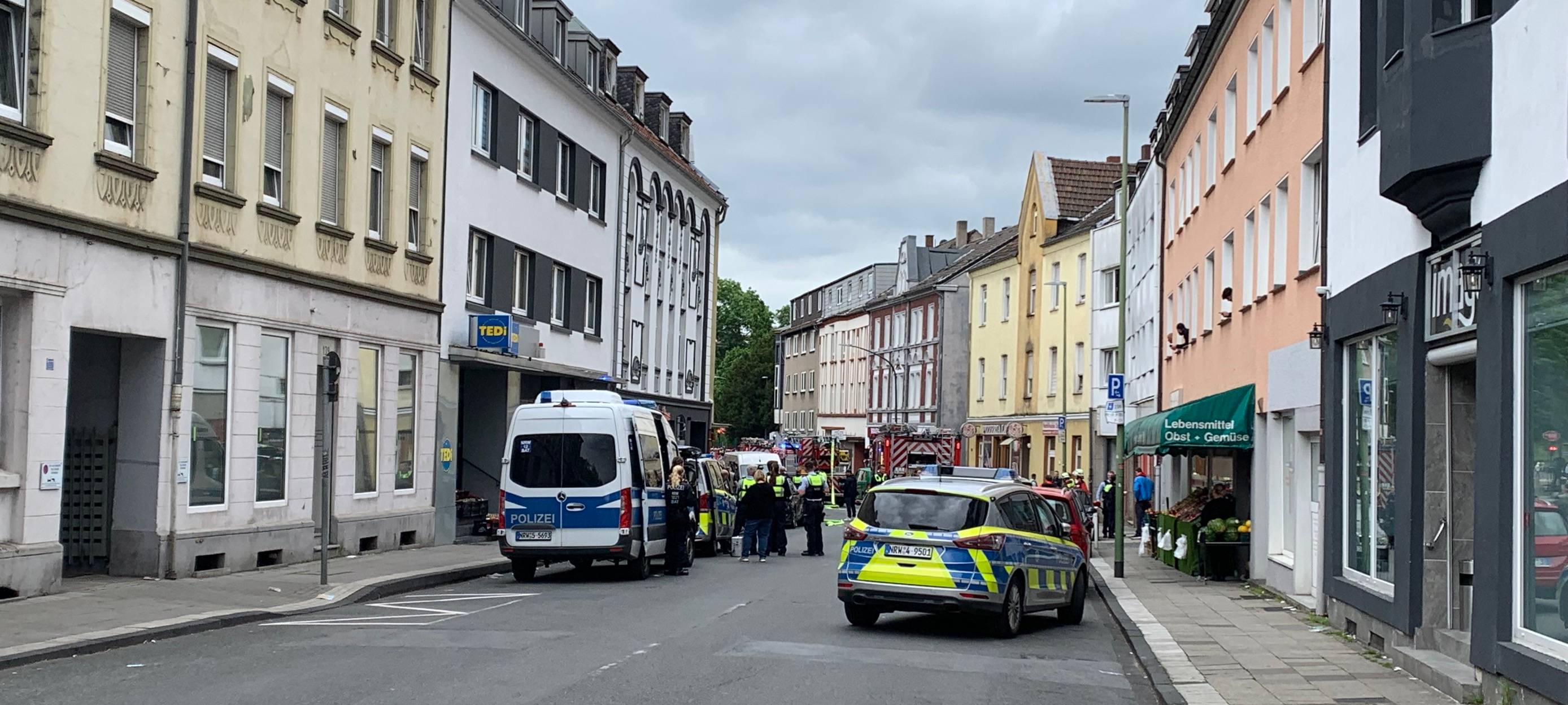 Polizei und Feuerwehr in Essen im Großeinsatz - Live-Ticker