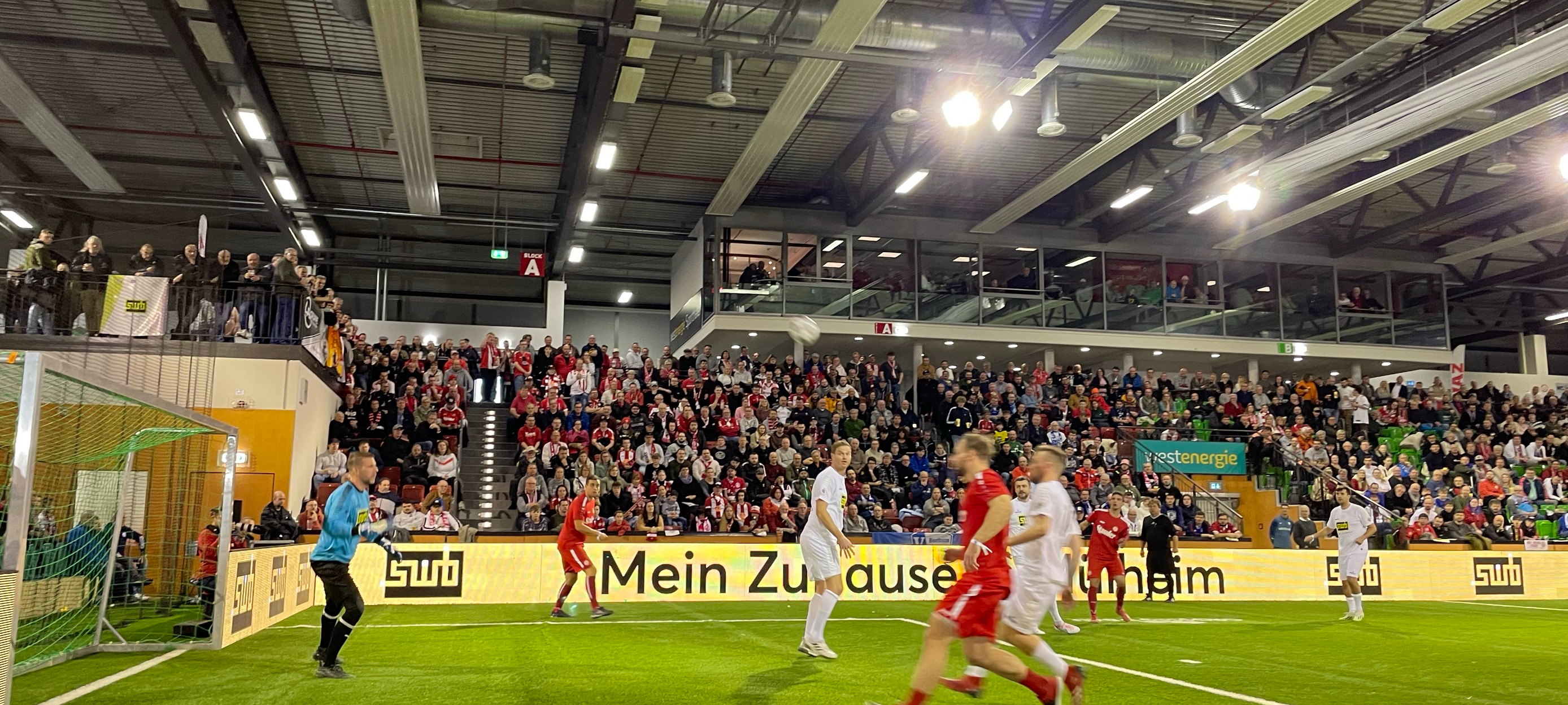 Rot-Weiss Essen gewinnt Turnier der NRW Traditionsmasters