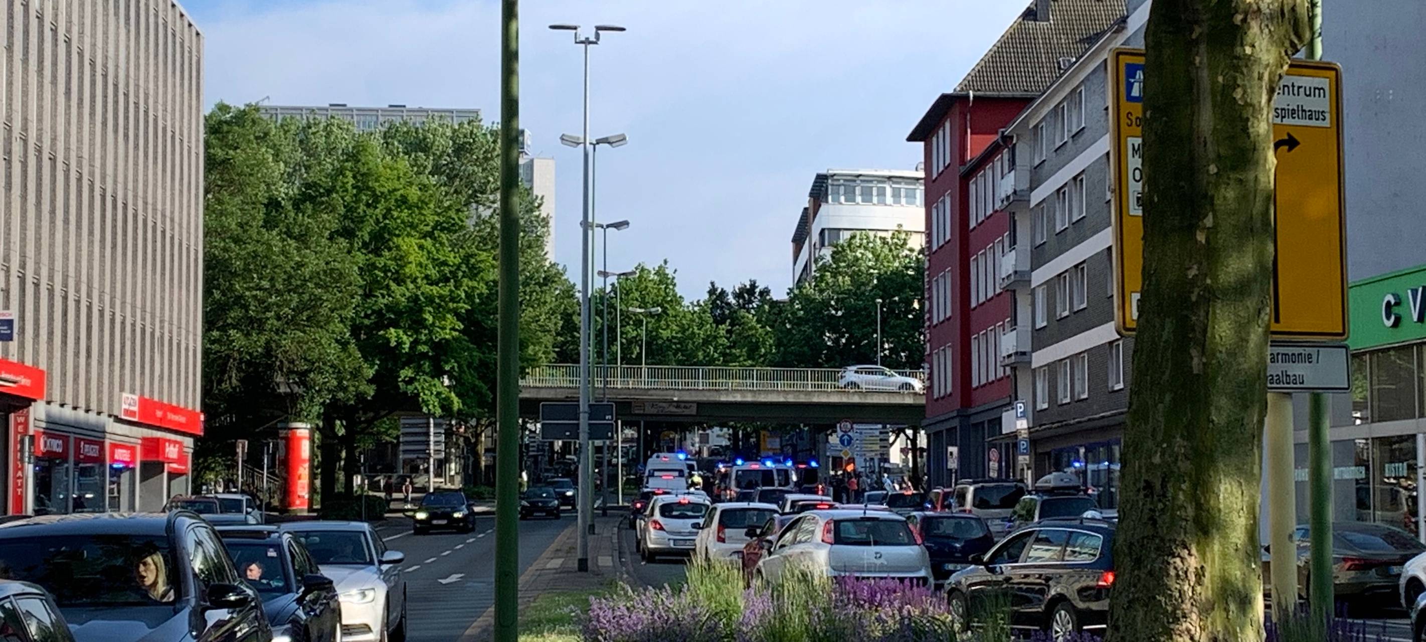 Demonstration in Essen: Letzte Generation blockiert Straße