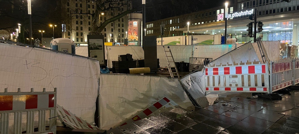 Sturm in Essen – Polizei und Feuerwehr im Dauereinsatz