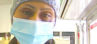 Fotofahndung in Essen: Unbekannte hebt Geld mit geklauter EC-Karte ab