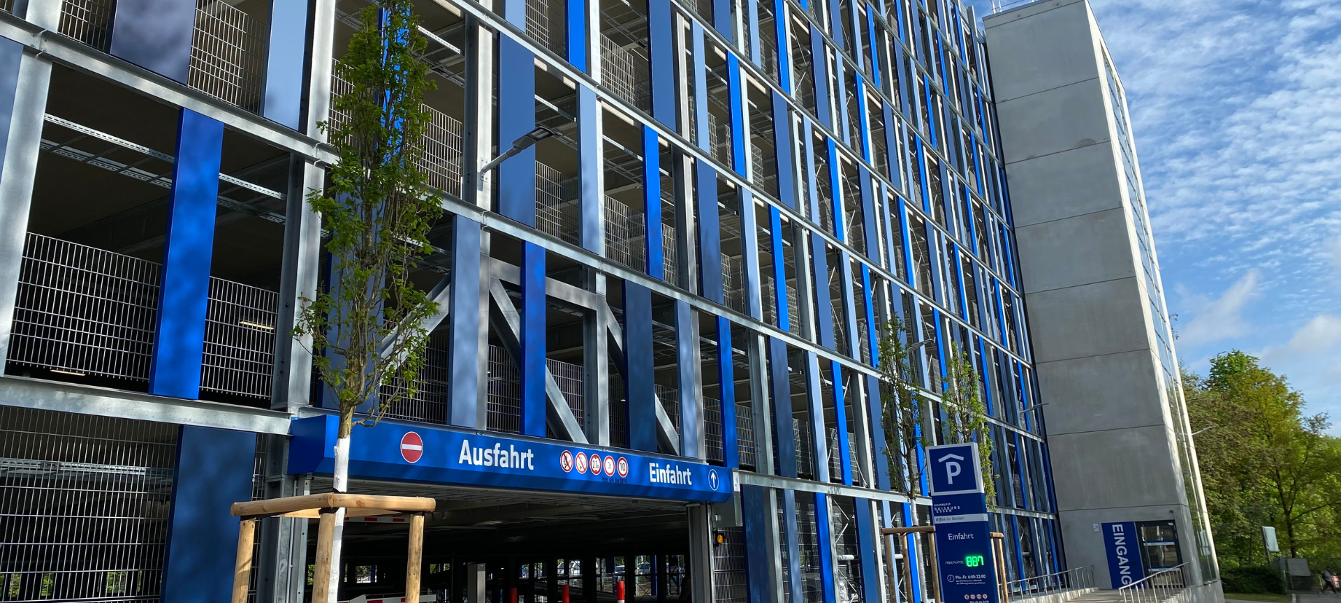 Neues Parkhaus in Essen an der Uni eröffnet