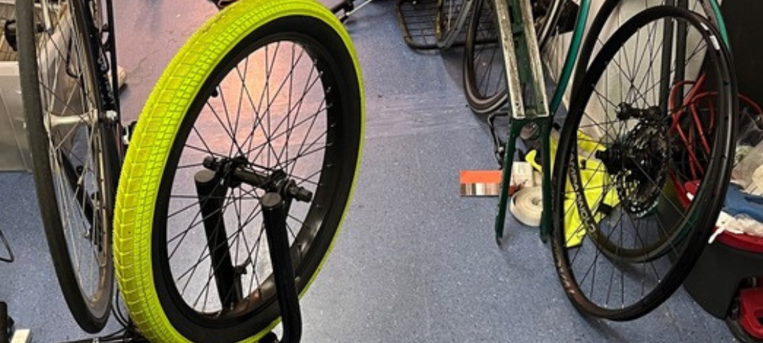 Polizei Essen entdeckt geklaute Fahrräder und viele Waffen