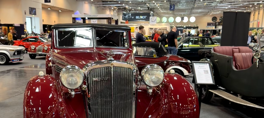 Oldtimer in Essen - die "Retro Classics" startet