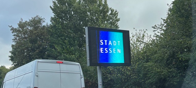 Digitale Verkehrstafeln in Essen laufen wieder