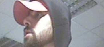 Fotofahndung: Räuber überfällt Tankstellen und Spielhallen in Essen, Bottrop, Marl und Oberhausen